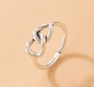 Twist Design Ring